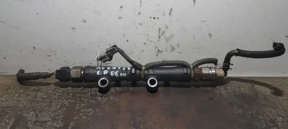 Toyota Avensis T250 Fuel main line pipe 60010