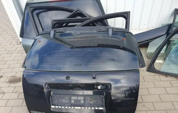 Chevrolet Captiva Tailgate/trunk/boot lid