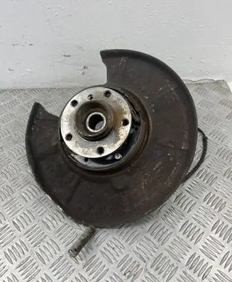 BMW 7 E65 E66 Rear wheel hub 