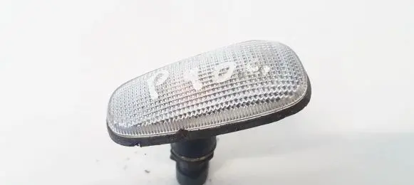 Opel Astra G Front fender indicator light 90580403