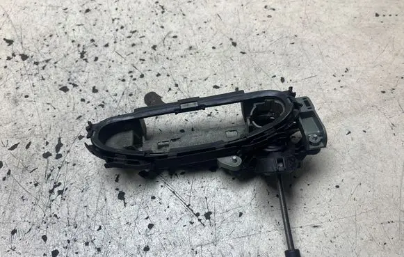 Audi A4 S4 B6 8E 8H Front door exterior handle 8E1837885A