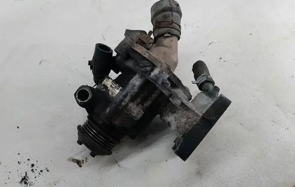 Ford Mondeo Mk III Power steering pump