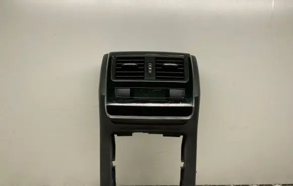 Skoda Superb B8 (3V) Rear air vent grill 3V0919201 3V0857289