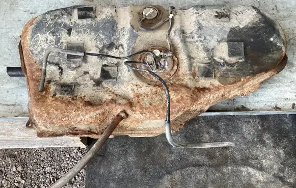 Toyota Corolla Verso E121 Fuel tank 7701012340 1961400110