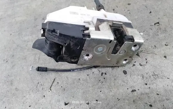Renault Laguna II Front door lock 000661