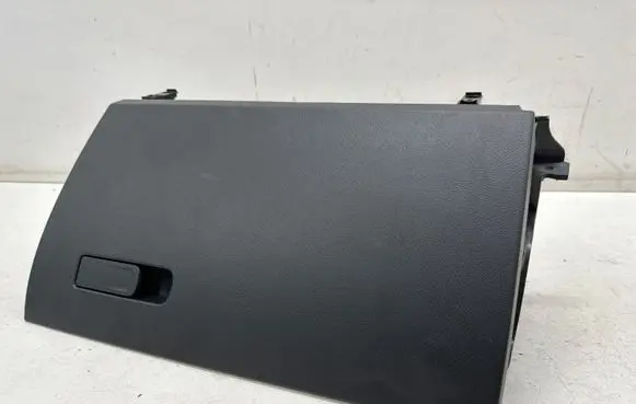 Mercedes-Benz CLA C118 X118 Glove box A1776803800