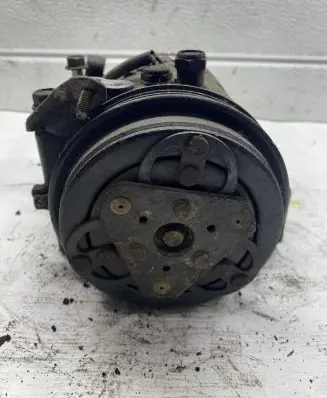 Volkswagen PASSAT B7 USA Air conditioning (A/C) compressor (pump) 5062211831