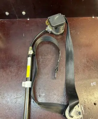 Seat Alhambra (Mk1) Front seatbelt 00056678A