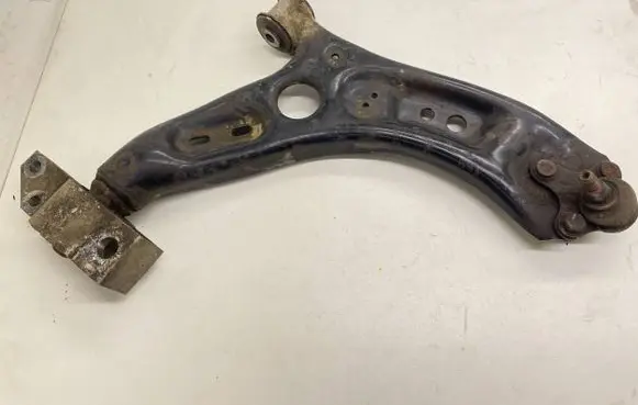 Skoda Octavia Mk2 (1Z) Front lower control arm/wishbone 1K0407166C