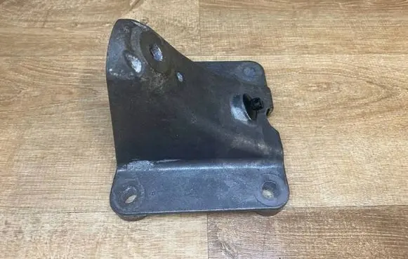 Jaguar F-Type Engine mounting bracket 8W83-6061-AA