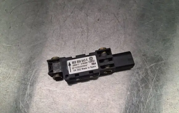 Audi A6 S6 C5 4B Airbag deployment crash/impact sensor 8E0959643E 200417
