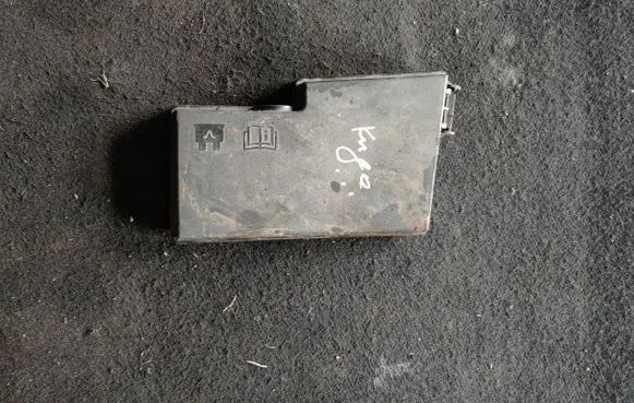 Ford Kuga I Fuse box cover 3M5T14A076AG