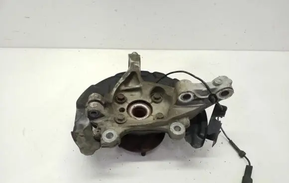 Ford Fusion II Front wheel hub DG9C3K171