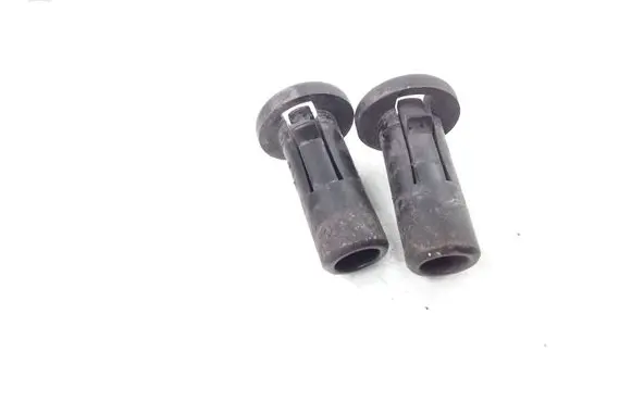Audi A4 S4 B6 8E 8H Radiator mount bracket 4B3121200
