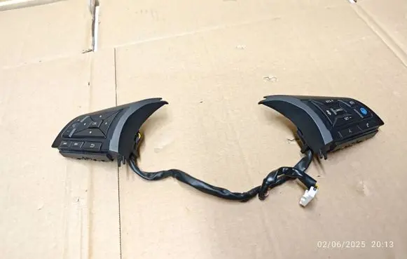 Nissan Juke II F16 Steering wheel buttons/switches 255506PA3A