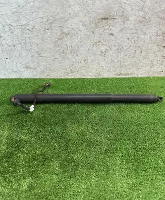 Porsche Macan (95B) Tailgate/trunk strut/damper 95B827851C 21071387300168