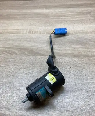 Opel Vectra B Accelerator pedal position sensor 09129107 0281002296 058