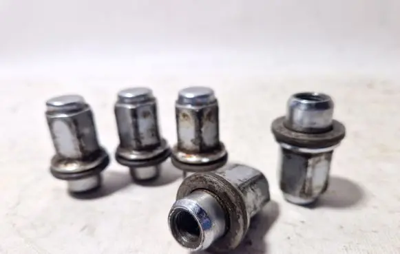 Lexus GS 300 400 430 Nuts/bolts 