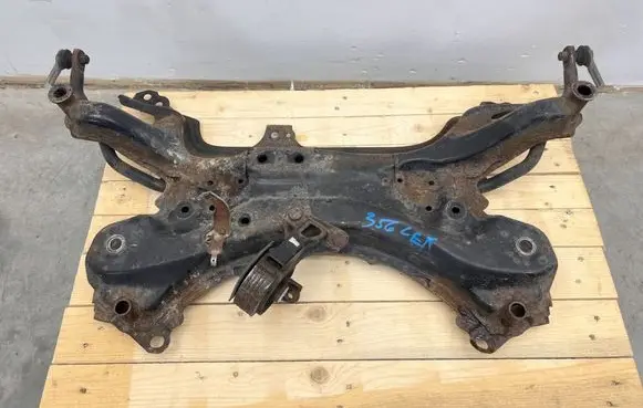 BMW 2 Active Tourer U06 Front subframe 