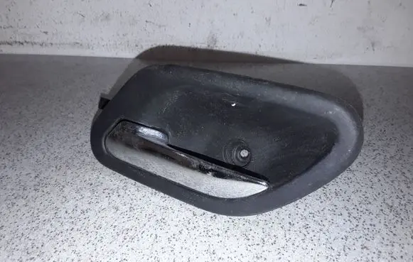 BMW 5 E39 Front door interior handle 8125513