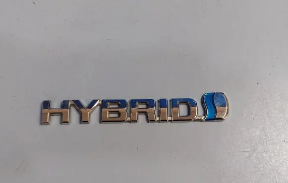Toyota Auris E180 Fender model badge letters 7537412010