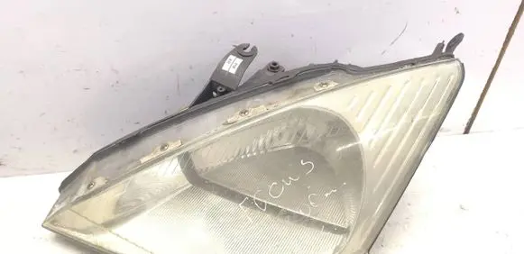 Ford Focus Headlight/headlamp
