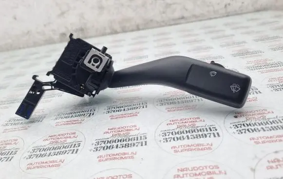 Volkswagen Jetta V Wiper control stalk 1K0953519B