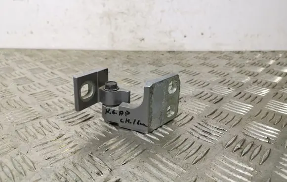 Jeep Cherokee Rear door lower hinge