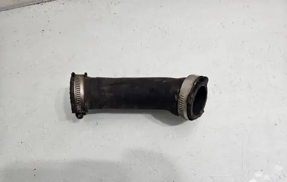 Audi A4 S4 B7 8E 8H Intercooler hose/pipe 8E0145943A