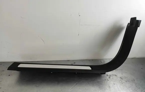Volvo XC60 Front sill trim cover 31448015