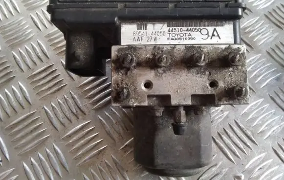 Toyota Avensis Verso ABS Pump 8954144050 4451044050 FAG0510350