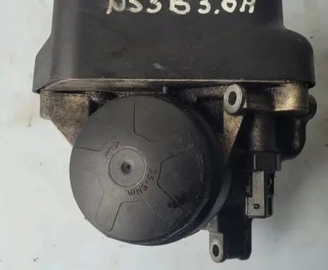 BMW 5 F10 F11 Oil filter cover 75163837562942