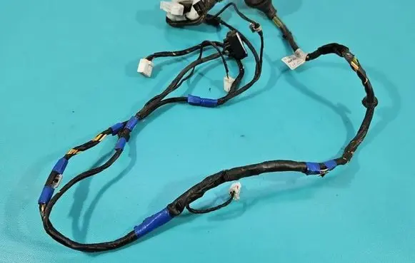 Hyundai H-1, Starex, Satellite Front door wiring loom 916014H060 IMPRK1566318