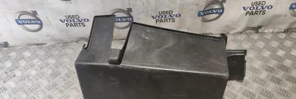 Battery box tray