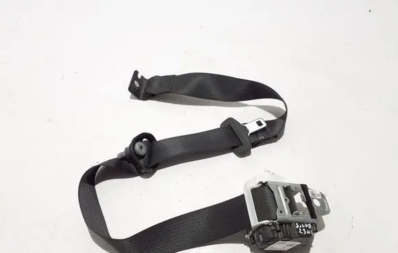 Chevrolet Silverado Rear seatbelt 86802623