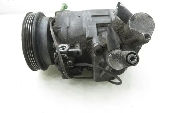 Volkswagen PASSAT B5.5 Air conditioning (A/C) compressor (pump) 4472208180 8D0260808