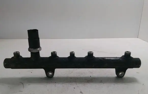 Renault Scenic I Fuel main line pipe 7700111013 0445214015