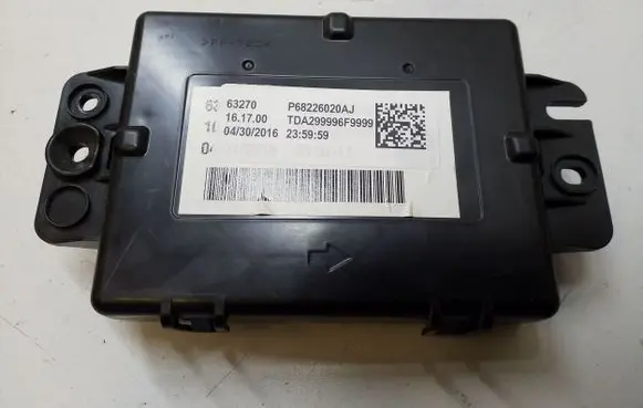 Chrysler Pacifica Air conditioner control unit module P68226020AJ