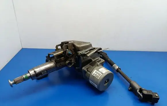 Opel Corsa D Steering wheel axle 13303390JQ