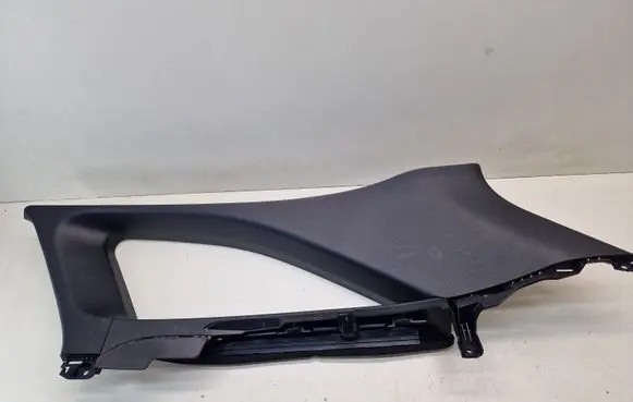 KIA Ceed (D)pillar trim (top) 85861J7300 85860J7300 85860J7300WK