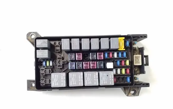KIA Sorento Fuse module 911603E070
