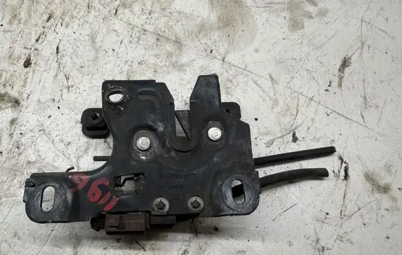 Audi A6 S6 C5 4B Engine bonnet/hood lock/catch 4B0823509