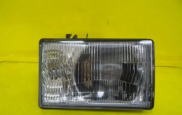 Isuzu Trooper Headlight/headlamp