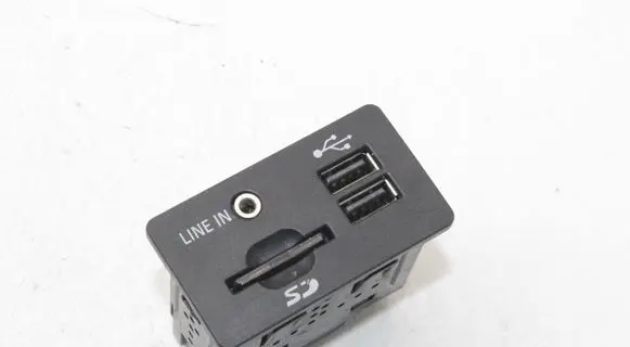 Ford Ranger AUX in-socket connector C1BT14F014AE