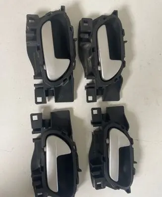 Rear door interior handle