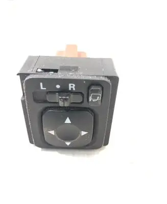 Mitsubishi Grandis Wing mirror switch 183569