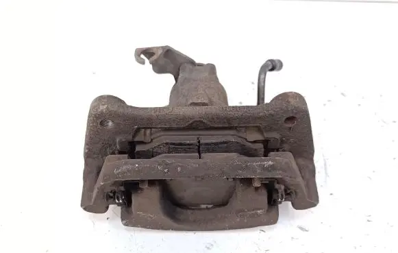 Chrysler Town & Country V Rear brake caliper