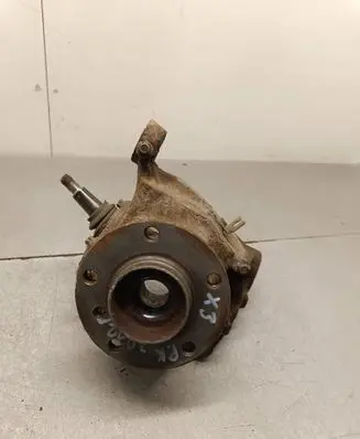 BMW X3 F25 Front wheel hub