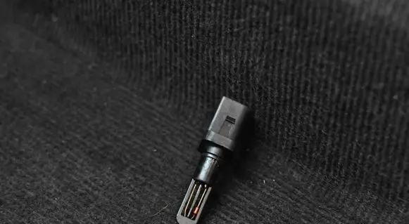 Bentley Flying Spur Oil temperature sensor 06B905379B