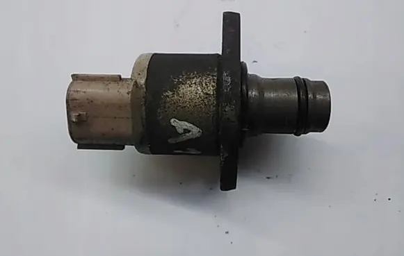 Opel Astra J Valve vacuum 